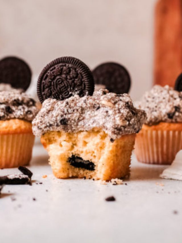 How To Make Cookie Bottom Cupcakes