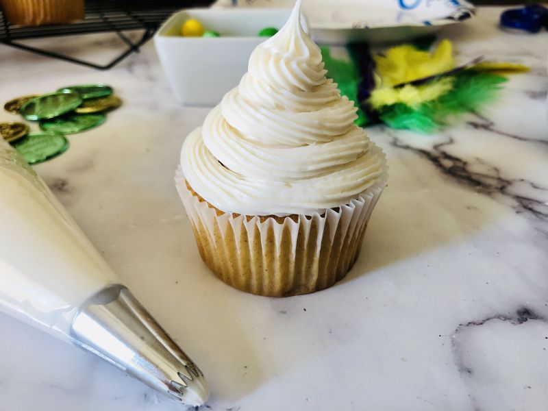 How to Make King Cake Cupcakes