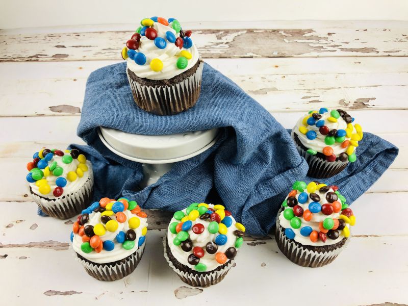 ready to eat M&M cupcakes
