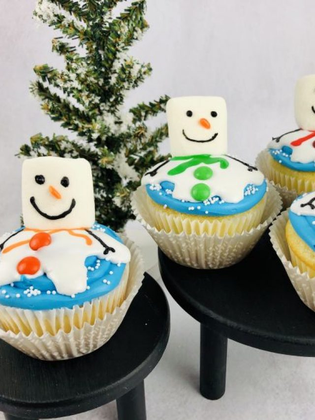How to Make Melted Snowman Cupcakes
