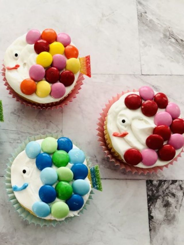 How to Make Rainbow Fish Cupcakes