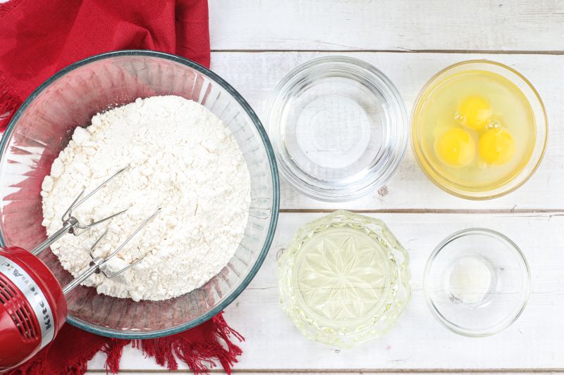 ingredients to make buttered popcorn cupcakes
